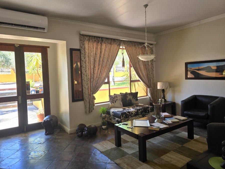 Commercial Property for Sale in Middelpos Northern Cape